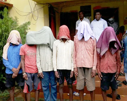 ସଂପର୍କୀୟ ଦାଦା ସମେତ ୬ ଗିରଫ