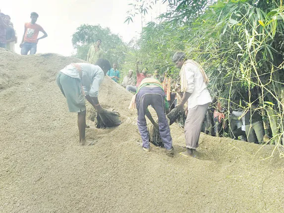 ମହିଳାଙ୍କୁ ମାରି ପୋତିଦେବା ଘଟଣା: ବଜୁରୀଗଦାରୁ ଶବ ଉଦ୍ଧାର