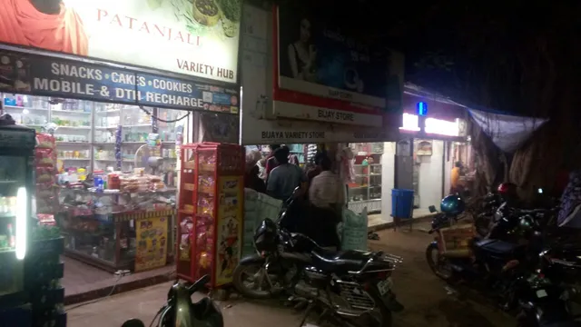 ବିମାନବନ୍ଦର ଛକରୁ ସିରିଜ୍‌ ଚୋରି, ମିଠା ବି ନେଇଗଲେ