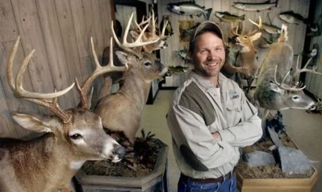 ଟ୍ୟାକ୍ସି ଡ଼ର୍ମିଷ୍ଟ୍‍ ହେବାକୁ ଚାହାଁନ୍ତି କି!