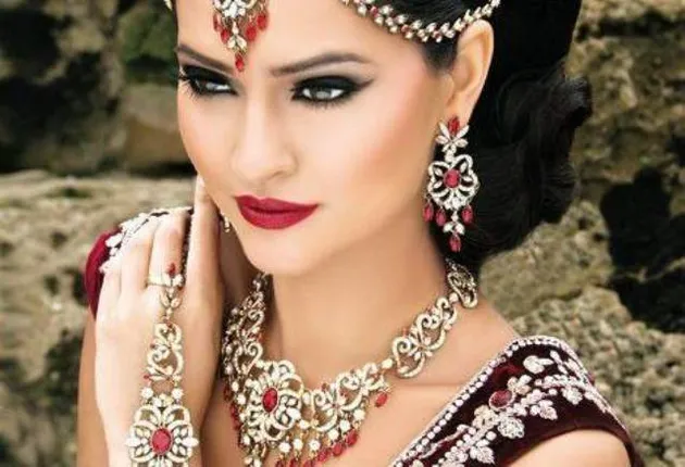 ଆପଣଙ୍କ ମାଆ, ଭଉଣୀ, ଭାଉଜ, ପତ୍ନୀ ବା ପ୍ରେମିକାଙ୍କ ସ୍ୱଭାବ ପରଖିବା ପାଇଁ ଆପଣାଇପାରନ୍ତି ଏସବୁ ଉପାୟ !