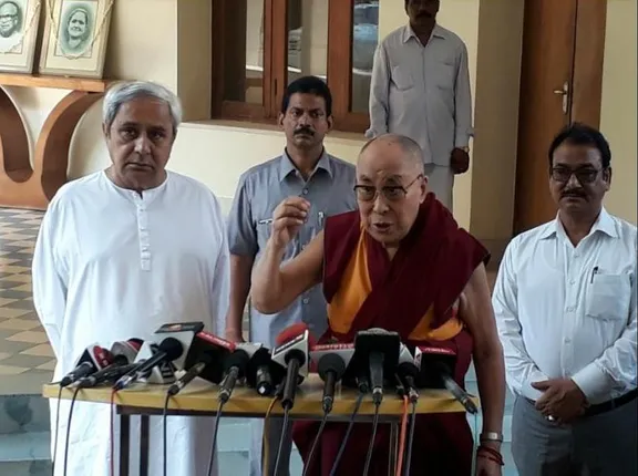 ନବୀନ ନିବାସରେ ମୁଖ୍ୟମନ୍ତ୍ରୀଙ୍କ ସହ ଧର୍ମଗୁରୁ ଦଲାଇଲାମା