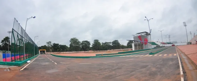 ଅଭ୍ୟାସ ପଡ଼ିଆରେ ଅନ୍ତର୍ଜାତୀୟ ସୁବିଧା