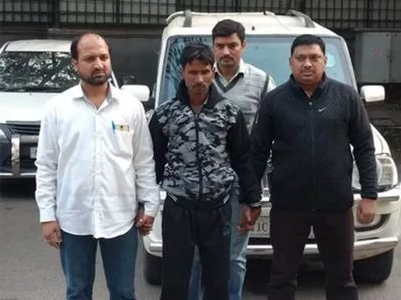 ପଡ଼ୋଶୀ  ଦେଶରେ ଛପା ଯାଉଛି ନକଲି ୨୦୦୦ଟଙ୍କିଆ ନୋଟ !