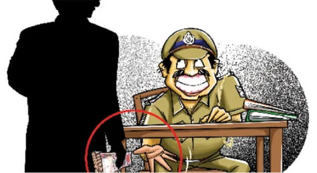 କଳାହାଣ୍ଡି: ଲାଞ୍ଚ ନେଇ ଭିଜିଲାନ୍ସ ହାତରେ ଧରାପଡ଼ିଲେ ଥାନା ବାବୁ