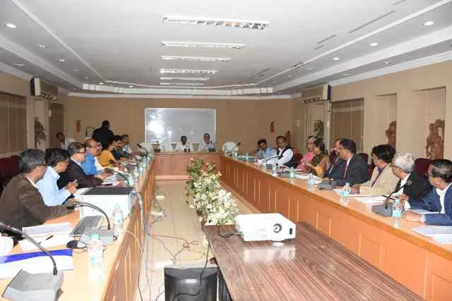 ସ୍ୱୟଂଶାସିତ କଲେଜର କ୍ଷମତା କମିବ