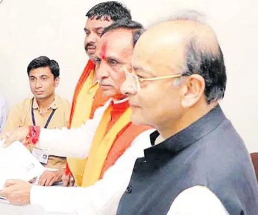 ଗୁଜରାଟ ନିର୍ବାଚନ :ବିଜେପି ଛାଡ଼ିଲା ଆଉ ୨୮ ଜଣଙ୍କ ତାଲିକା