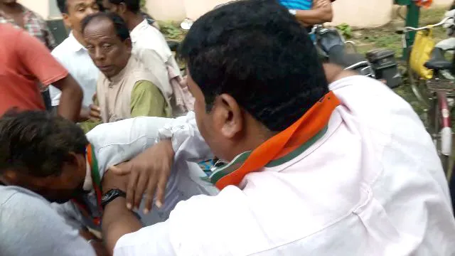 ବିଜେପି ନେତା ଓ କର୍ମୀ ମାଡ଼୍‍ପିଟ୍‌