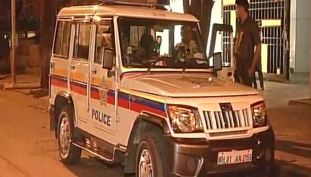 ‘ପଦ୍ମାବତୀ’ ଏବଂ ଦୀପିକାଙ୍କୁ ବିରୋଧ ପରେ ଦୀପିକା ପାଦୁକୋନ୍‌ଙ୍କ ଘର ଆଗରେ ସୁରକ୍ଷା ବ୍ୟବସ୍ଥା କଡ଼ାକଡ଼ି