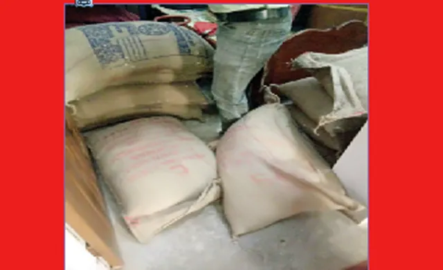 ବିଦ୍ୟାଳୟକୁ ନ ନେଇ ଘରେ ରଖିଥିଲେ: ୫ କ୍ୱିଣ୍ଟାଲ ମଧ୍ୟାହ୍ନ ଭୋଜନ ଚାଉଳ ଜବତ