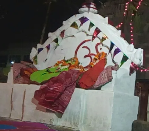 ପଢ଼ୁଅାଁ ହେଲେ ଶ୍ରୀଲିଙ୍ଗରାଜ