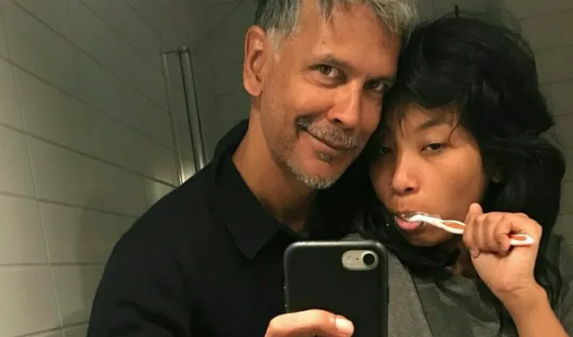 ଗର୍ଲଫ୍ରେଣ୍ଡଙ୍କୁ ନେଇ ସମାଲୋଚିତ ହେଉଛନ୍ତି ମିଲିନ୍ଦ ସୋମନ !