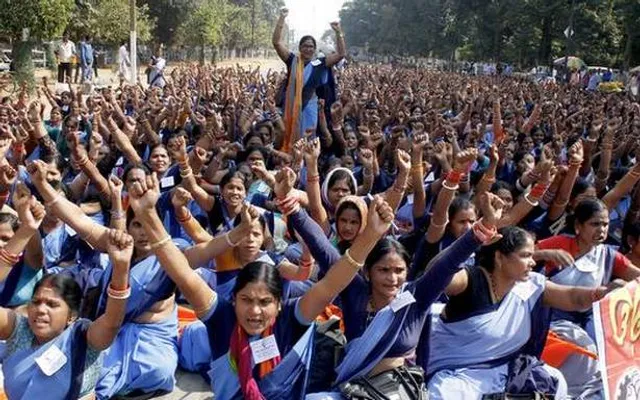 ଆଶା ସହାୟିକାଙ୍କ ଗସ୍ତ ପାଉଣା ୩୦୦ ଟଙ୍କାକୁ ବୃଦ୍ଧି କଲେ ସରକାର, ମାସକୁ ହାରାହାରି ୬ ହଜାର ପାଇବେ