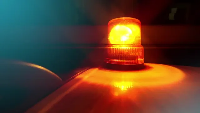 ଅଭିଯୁକ୍ତକୁ ଧରିବାକୁ ଯାଇଥିବା ପୁଲିସକୁ ଆକ୍ରମଣ