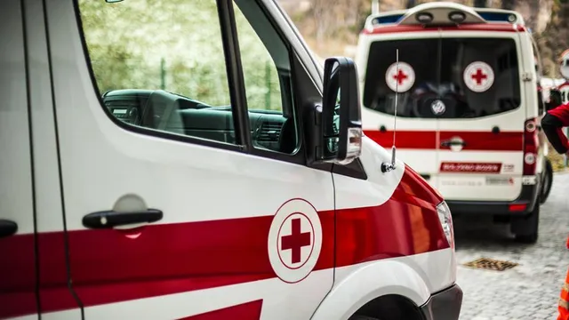 ଭୁଲ୍‌ରେ ଡାକ୍ତରଖାନାରେ ନିଜ କାର୍‌ ଛାଡ଼ି ଆମ୍ବୁଲାନ୍‌ସ୍‌ ଚଳାଇ ଘରକୁ ଫେରିଲେ ବ୍ୟବସାୟୀ