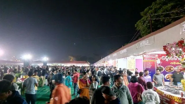 ପ୍ରଥମ ଦିନରେ ୨୦ଲକ୍ଷ ଟଙ୍କାର ବିକ୍ରିବଟା