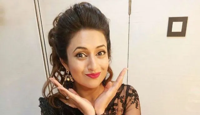 ଟେଲି ନାୟିକା ଦିବ୍ୟାଙ୍କା ତ୍ରିପାଠୀଙ୍କ ଭଳି ସୁନ୍ଦର ଦେଖାଯିବାକୁ ଚାହୁଁଛନ୍ତି କି? ଆପଣାନ୍ତୁ ଏହି ସବୁ ଉପାୟ!