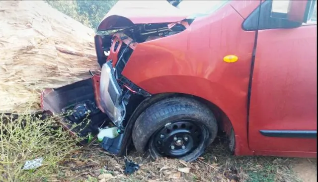 କନ୍ଧମାଳ: କାଠଗଣ୍ଡିରେ ପିଟିହେଲା କାର, ୧ ମୃତ, ୨ ଗୁରୁତର