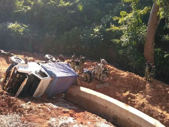 କମ୍ବିଂ ସାରି ଫେରିଲା ବେଳେ ଓଲଟିଲା ଭ୍ୟାନ୍‌ : ୧୫ ବିଏସ୍‌ଏଫ ଯବାନ ଆହତ, ୪ ଗୁରୁତର