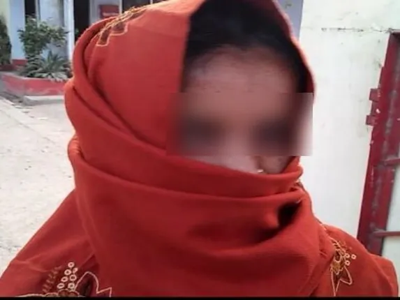 ଦୁଷ୍କର୍ମକାରୀ ଦିଅରକୁ ବଞ୍ଚାଇବାକୁ ଯାଇ ପୁଲିସର ବୟାନ : ଦିଅର ଭାଉଜ ମଧ୍ୟରେ ଏଭଳି ମଜାମସ୍ତି ଚାଲେ