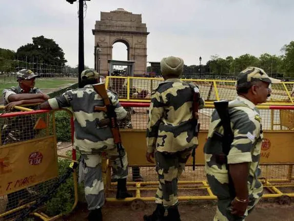 ଗଣତନ୍ତ୍ର ଦିବସରେ ଡ୍ରୋନ୍‌ ଜରିଆରେ ଆକାଶମାର୍ଗରୁ ଆତଙ୍କବାଦୀ କରିପାରନ୍ତି ଆକ୍ରମଣ: ଗୃହ ମନ୍ତ୍ରାଳୟ