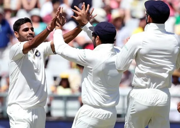 ଭୂବିଙ୍କ ଅଭୁଲା ବୋଲିଂ ପରେ ବିପର୍ଯ୍ୟୟ