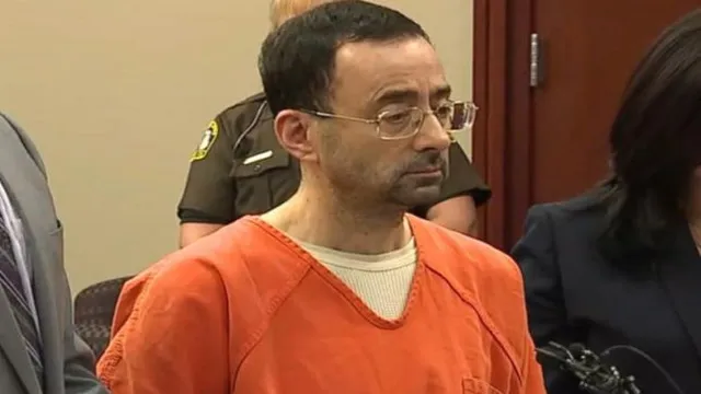 ଚିକିତ୍ସା ନାମରେ ୧୫୦ଜଣ ମହିଳାଙ୍କୁ ଯୌନ ନିର୍ଯାତନା ଦେଇଥିଲେ ଡାକ୍ତର, ୧୭୫ବର୍ଷ ଦଣ୍ଡାଦେଶ କଲେ ଅଦାଲତ