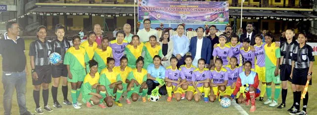 ଜାତୀୟ ମହିଳା ଫୁଟବଲ୍‌ ଆରମ୍ଭ