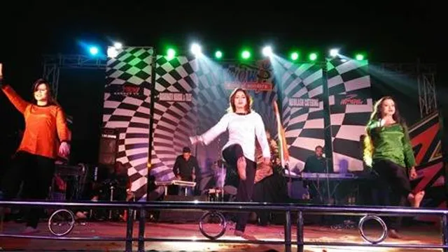 ବାଲେଶ୍ୱର: ଗାନ୍ଧୀ ସ୍ମୃତି ଭବନରେ ରାଜ୍ୟସ୍ତରୀୟ ଯୁବ ଉତ୍ସବ ‘ଓ୍ଵାଓ’ ରେ ନୃତ୍ୟ କାର୍ଯ୍ୟକ୍ରମ(ମନୋଜ ବିଶ୍ୱାଳ)