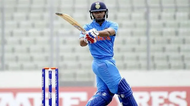 ୩୨ ବଲ୍‌ରେ ଶତକ ହାସଲ କଲେ ଋଷଭ ପନ୍ଥ, ଆଶ୍ଚର୍ଯ୍ୟ ହୋଇଗଲେ ଯୁବରାଜ