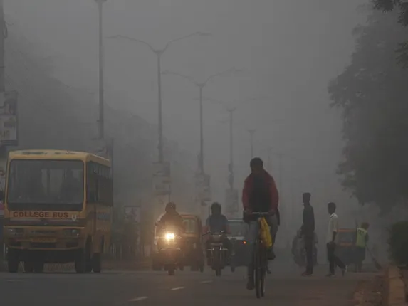 ୧୪ଟି ଜିଲ୍ଲାରେ ତାପମାତ୍ରା ୧୦ ଡିଗ୍ରୀ ସେଲସିୟସ୍‌ରୁ କମ୍‌,୧୨ରୁ ଆହୁରି ବଢ଼ିପାରେ ଶୀତ