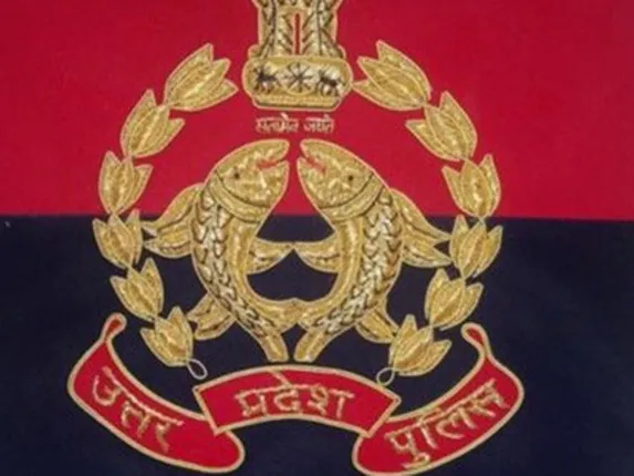 କାର୍‌ ଅପରିଷ୍କାର ହେବ କହି ଦୁର୍ଘଟଣାଗ୍ରସ୍ତ ବାଳକଙ୍କୁ ଡାକ୍ତରଖାନା ନେବାକୁ ମନା କଲା ପୁଲିସ୍‌