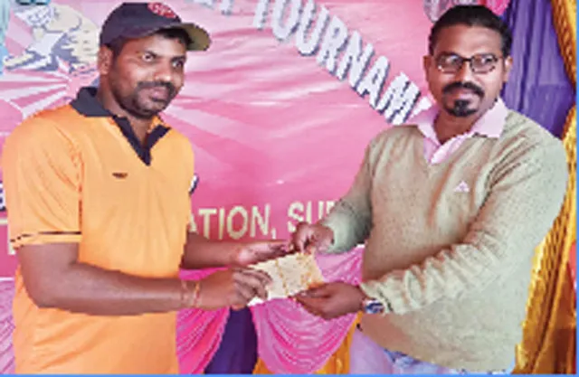 ଲାଲମନୀ ସ୍ମାରକୀ କ୍ରିକେଟ୍‌: ପୂର୍ବତଟ ରେଳବାଇ ସେମିରେ