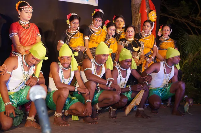 ନୂଆବର୍ଷ ଉପଲକ୍ଷେ ରାଜଧାନୀରେ ଲୋକନୃତ୍ୟ କାର୍ଯ୍ୟକ୍ରମ(ଅପର୍ତ୍ତି)