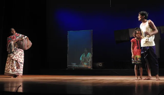 ରବୀନ୍ଦ୍ର ମଣ୍ଡପରେ ମନନ ପକ୍ଷରୁ ଅଭିନୀତ ନାଟକର ଏକ ଦୃଶ୍ୟ