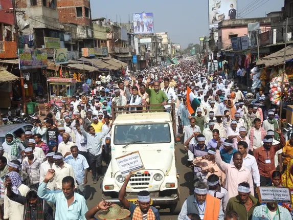 ଢ଼େଙ୍କାନାଳ ନବନିର୍ମାଣ କୃଷକ ସଙ୍ଗଠନ ପକ୍ଷରୁ ବିଶାଳ ଚାଷୀ ସମାବେଶ