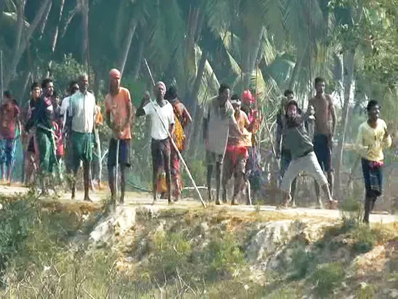 କୃଷ୍ଣପ୍ରସାଦରେ ସଂଘର୍ଷ, ୭ ଗୁରୁତର