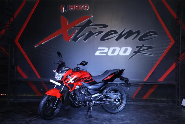 ହିରୋ ମୋଟୋକର୍ପ ଲଞ୍ଚ୍‌ କଲା ପ୍ରିମିୟମ ବାଇକ୍‌ ଏକ୍ସଟ୍ରିମ୍‌-୨୦୦ଆର୍‌, ଖୁବ ଶୀଘ୍ର ଆରମ୍ଭ ହେବ ବୁକିଂ