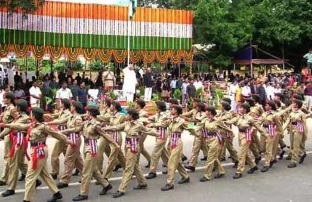 ଗଣରାଜ୍ୟ ଦିବସ: ରାଜଧାନୀରେ ରାଜ୍ୟପାଳ, ବାରବାଟୀରେ ମୁଖ୍ୟମନ୍ତ୍ରୀ ପତାକା ଉତ୍ତୋଳନ କରିବେ