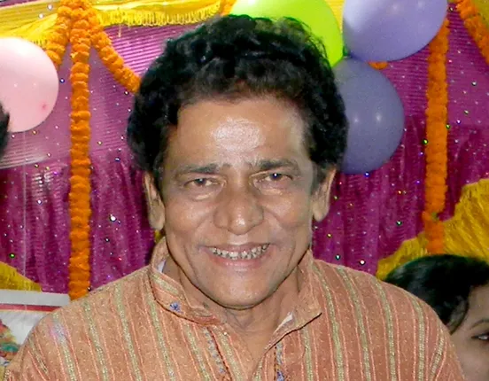 ଶ୍ୱଶୁର କହିଲେ ଜ୍ୱାଇଁ ଯୋଉଠି ହାତ ମାରୁଛି ସେଇଠୁ ପଇସା ବାହାରୁଛି: ଜୟୀ