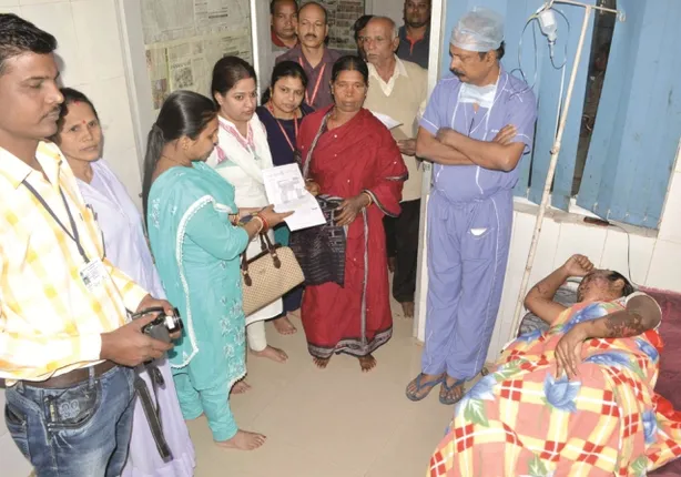 କଳାହାଣ୍ଡି ଏସିଡ୍‌ ପୀଡ଼ିତାଙ୍କୁ କ୍ଷତିପୂରଣ