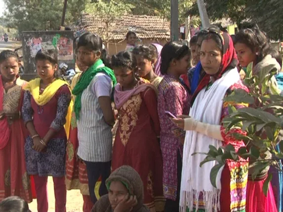 ୧୨ ନାବାଳିକା ଉଦ୍ଧାର, ସିଡବ୍ଲୁସିକୁ ହସ୍ତାନ୍ତର