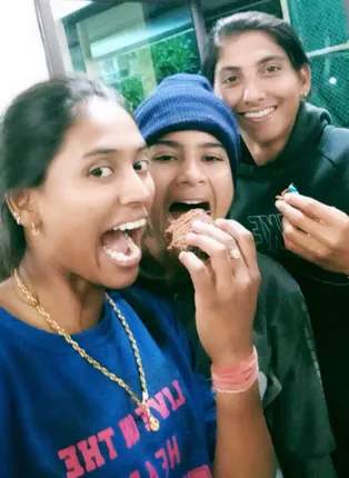 ଆମେ ୩ ବିଜେତା