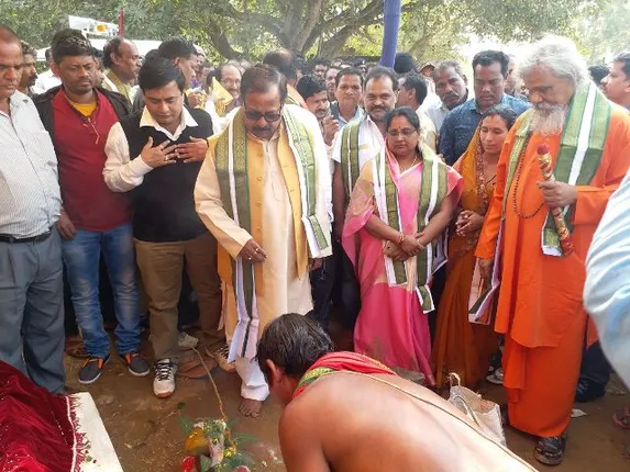 ପ୍ରଧାନମନ୍ତ୍ରୀ ଗ୍ରାମ୍ୟ ସଡ଼କର ଶିଳାନ୍ୟାସ 