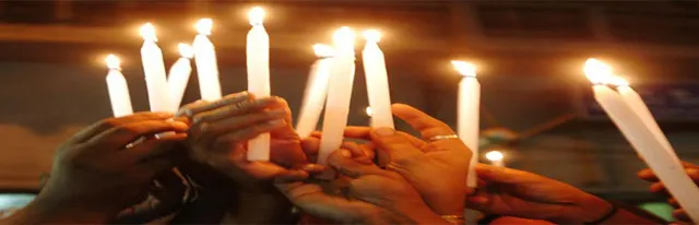 ଅଞ୍ଜଳି ଦେହୁରୀ ହତ୍ୟା ଘଟଣା : ୩ ଦଫା ଦାବିରେ ମହମବତି ଶୋଭାଯାତ୍ରା