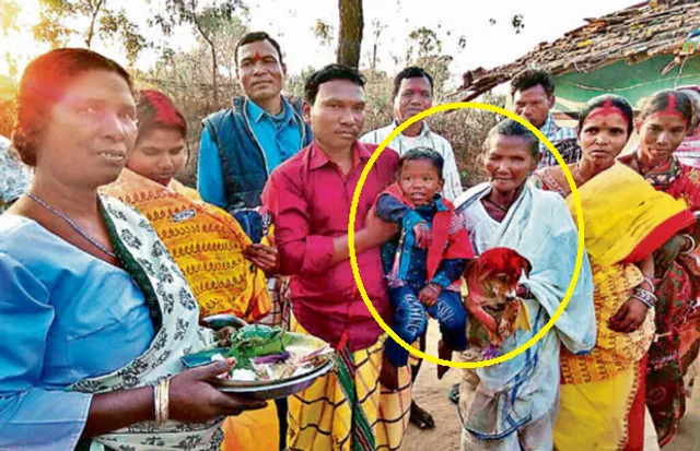 ଅନ୍ଧବିଶ୍ୱାସ: ସନ୍ତାନକୁ କୁକୁର ସହ ବିବାହ କରାଇଥା’ନ୍ତି ପିତାମାତା!