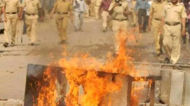 ଉତ୍ତରପ୍ରଦେଶ: କାସଗଞ୍ଜରେ ତ୍ରିରଙ୍ଗା ଯାତ୍ରା ବେଳେ ଗୋଷ୍ଠୀ ସଙ୍ଘର୍ଷ, ଜଣେ ମୃତ, କର୍ଫ୍ୟୁ ଜାରି