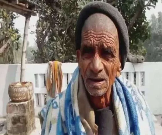 ମାଟି ଖାଇ ବଞ୍ଚିଛନ୍ତି ଶତାୟୁ