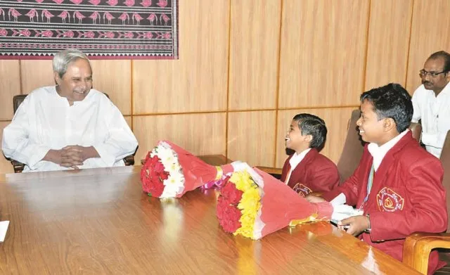 ପ୍ରତିବର୍ଷ ସାହସୀ ପିଲାଙ୍କୁ ଏକ ଲକ୍ଷ ଟଙ୍କା ପୁରସ୍କାର