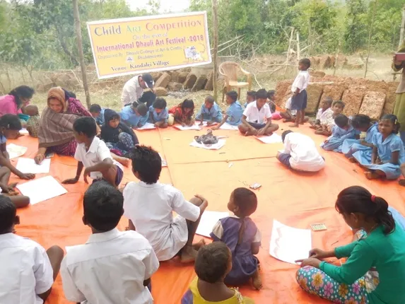 ‘ଧଉଳି ଚାରୁକଳା ମହାବିଦ୍ୟାଳୟ’ ପକ୍ଷରୁ ଆଦିବାସୀ ଛାତ୍ରଛାତ୍ରୀଙ୍କ ମଧ୍ୟରେ ଚିତ୍ରକଳା ପ୍ରତିଯୋଗିତା